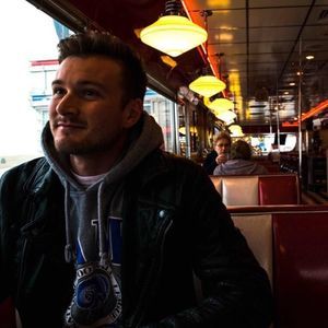 Meet your Posher, Alex